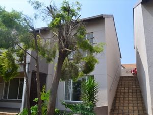 2 Bed Apartment in Edenglen