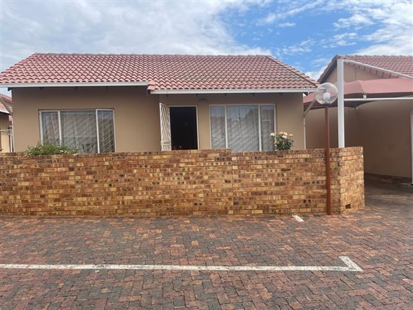 2 Bed House in Ormonde