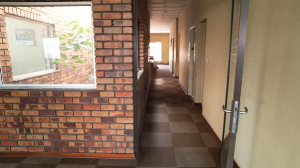 760  m² Office Space in Benoni Central photo number 27