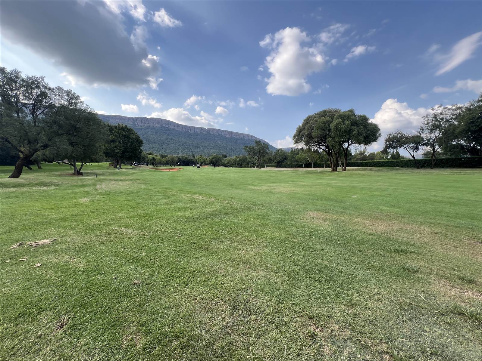 420 m² Land available in Magalies Golf Estate photo number 6