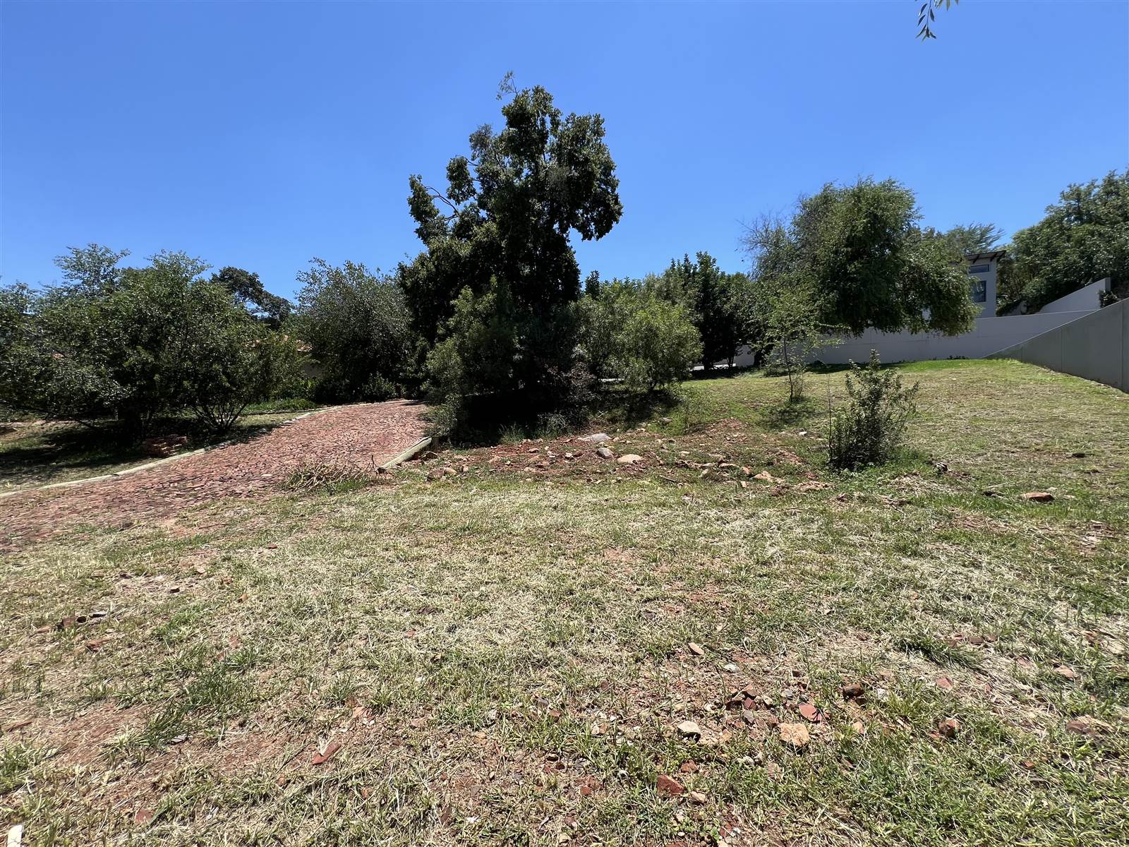 420 m² Land available in Magalies Golf Estate photo number 3
