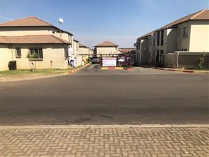 2 Bed Apartment in Elspark