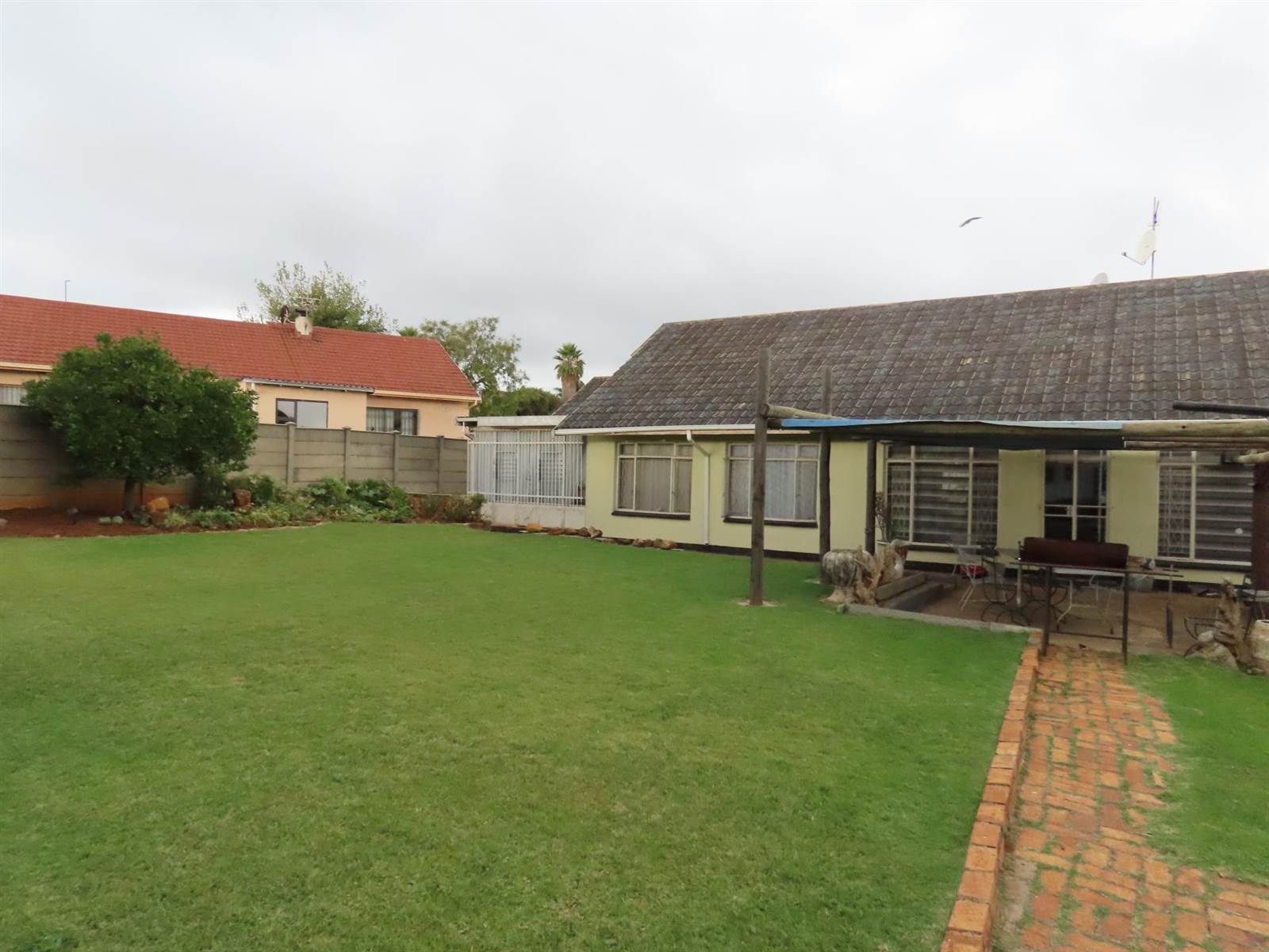 3 Bed House in Roodepoort West photo number 25