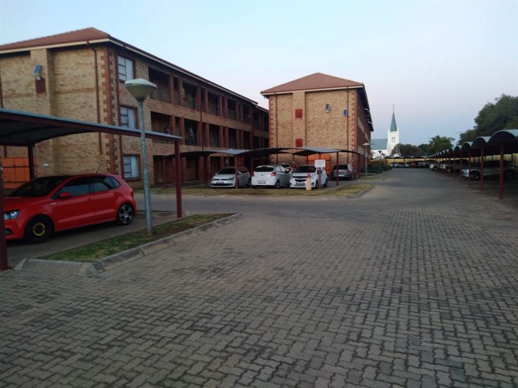 2 Bed Apartment in Potchefstroom Central photo number 26