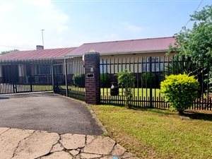 3 Bed House in Woodlands