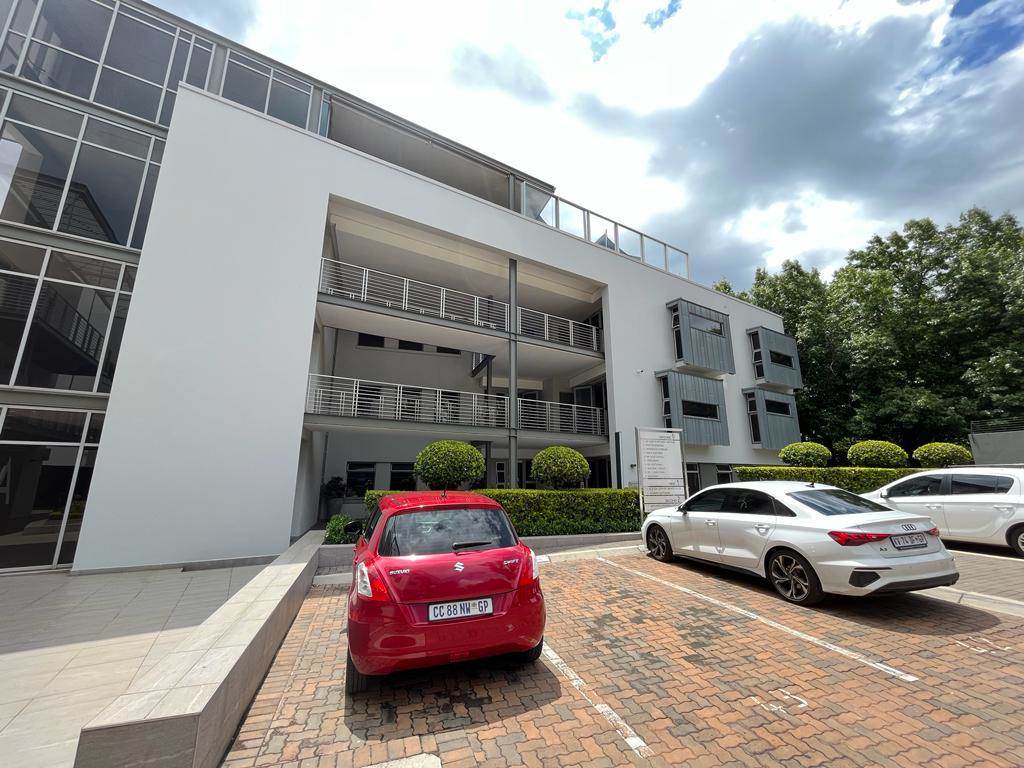 238  m² Commercial space in Bryanston photo number 3