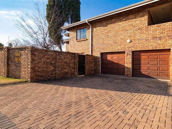 3 Bedroom House 3 Bedroom House