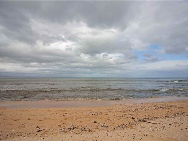 758 m² Land available in Wavecrest photo number 1