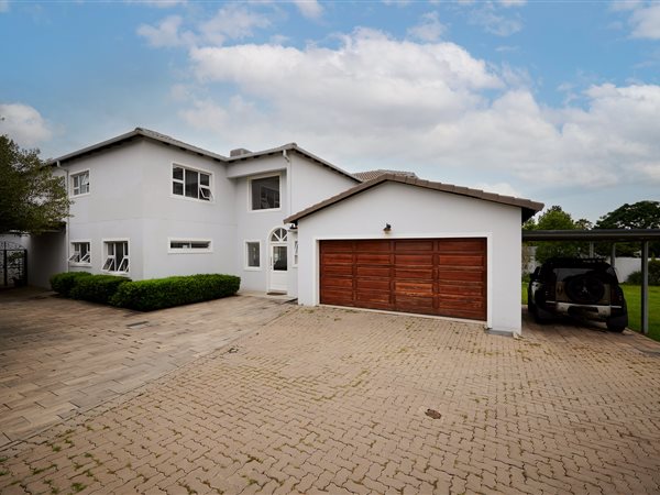4 Bed House in Bryanston East