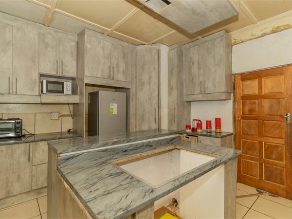 3 Bedroom House 3 Bedroom House