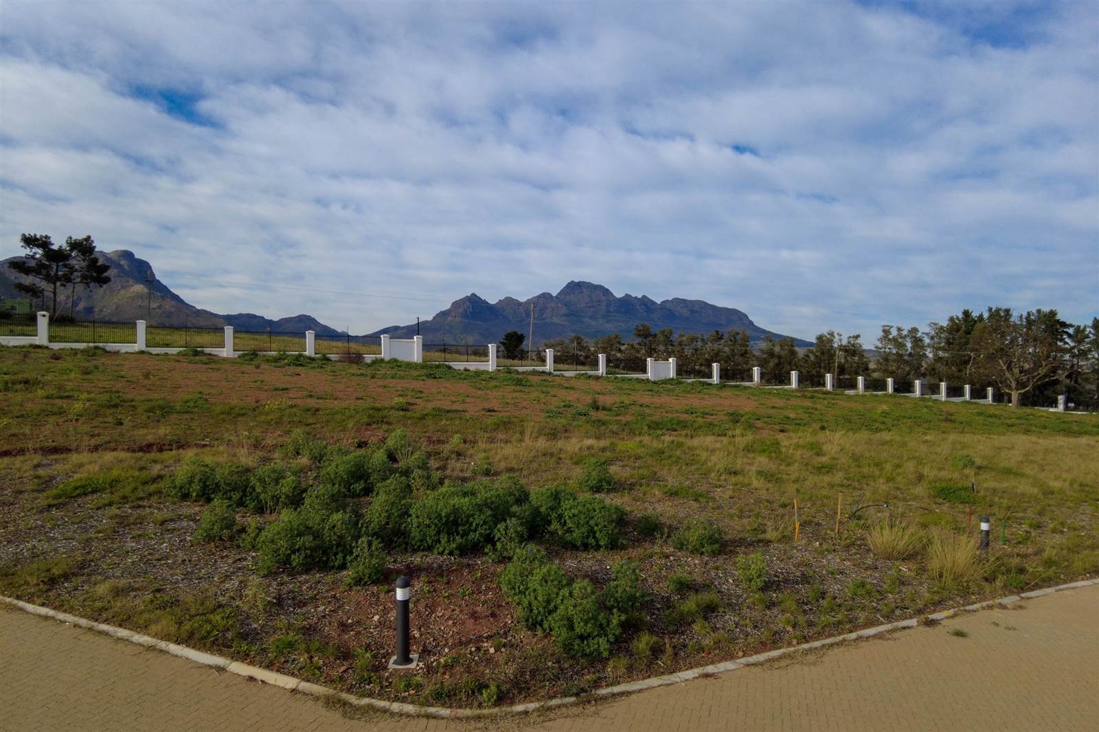 1128 m² Land available in Paradyskloof photo number 2