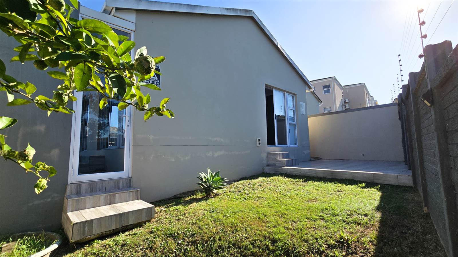 2 Bed Townhouse in Nahoon Valley Park photo number 20