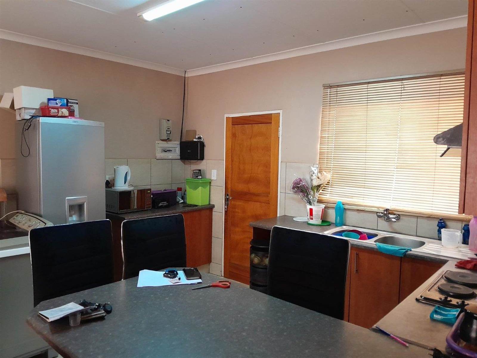 2 Bed House in Kathu photo number 3