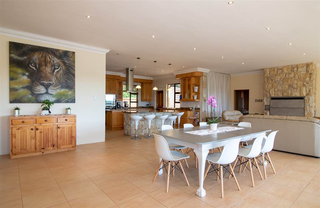 5 Bed House in Port Alfred photo number 13