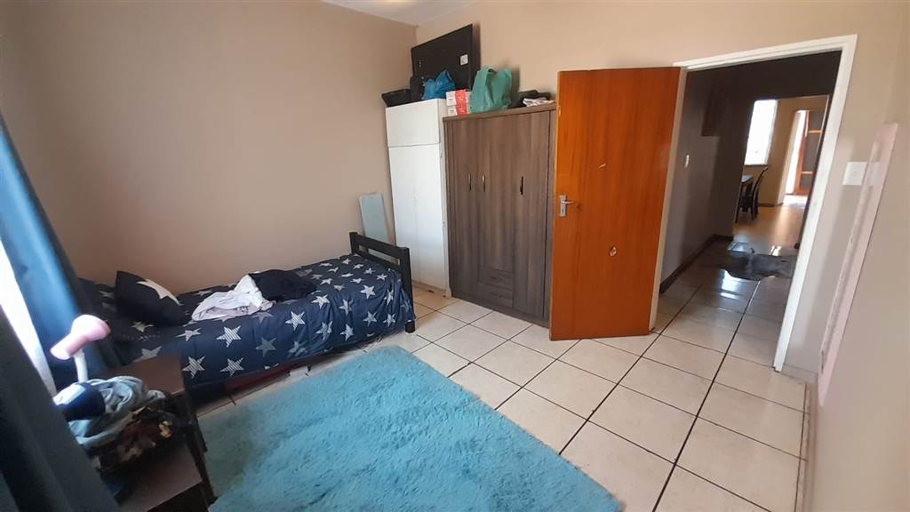 3 Bed House in Rietfontein photo number 21