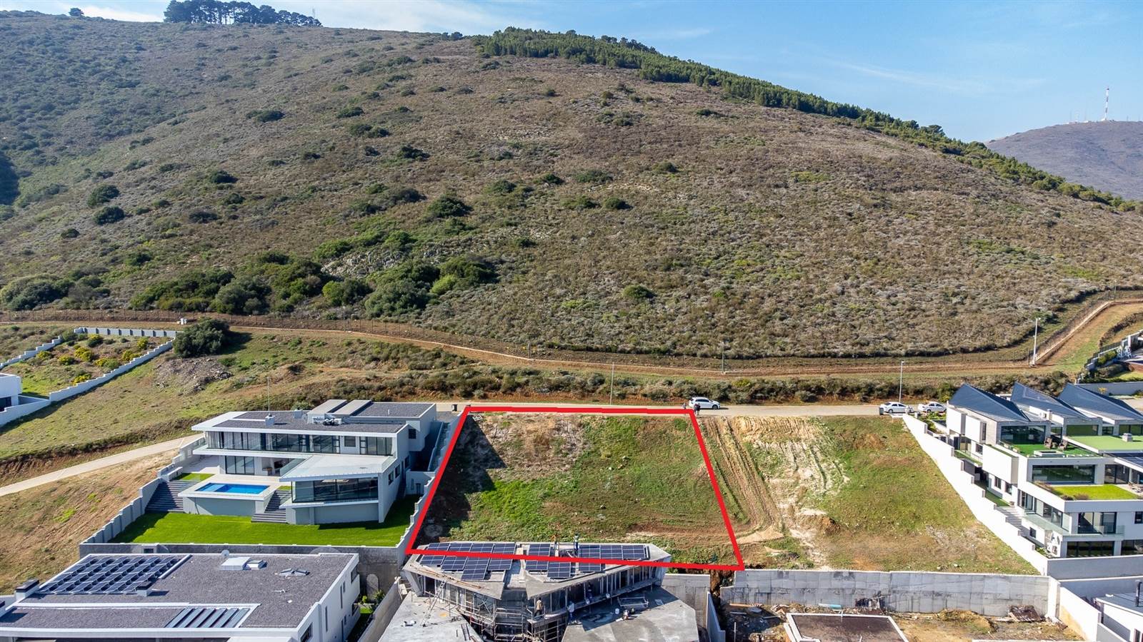 996 m² Land available in Baronetcy Estate photo number 2