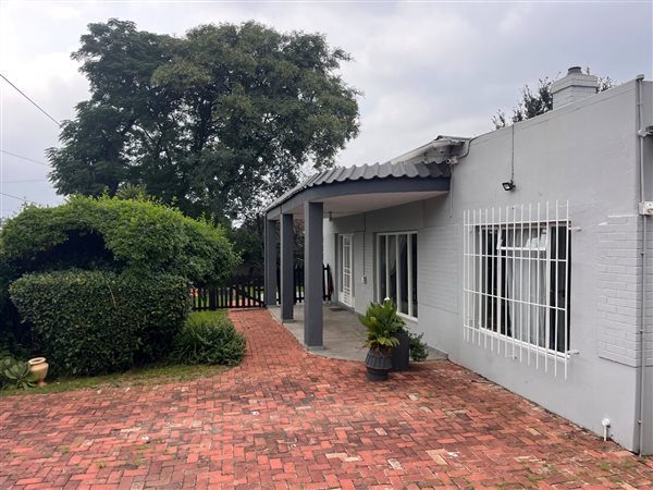 3 Bedroom House 3 Bedroom House