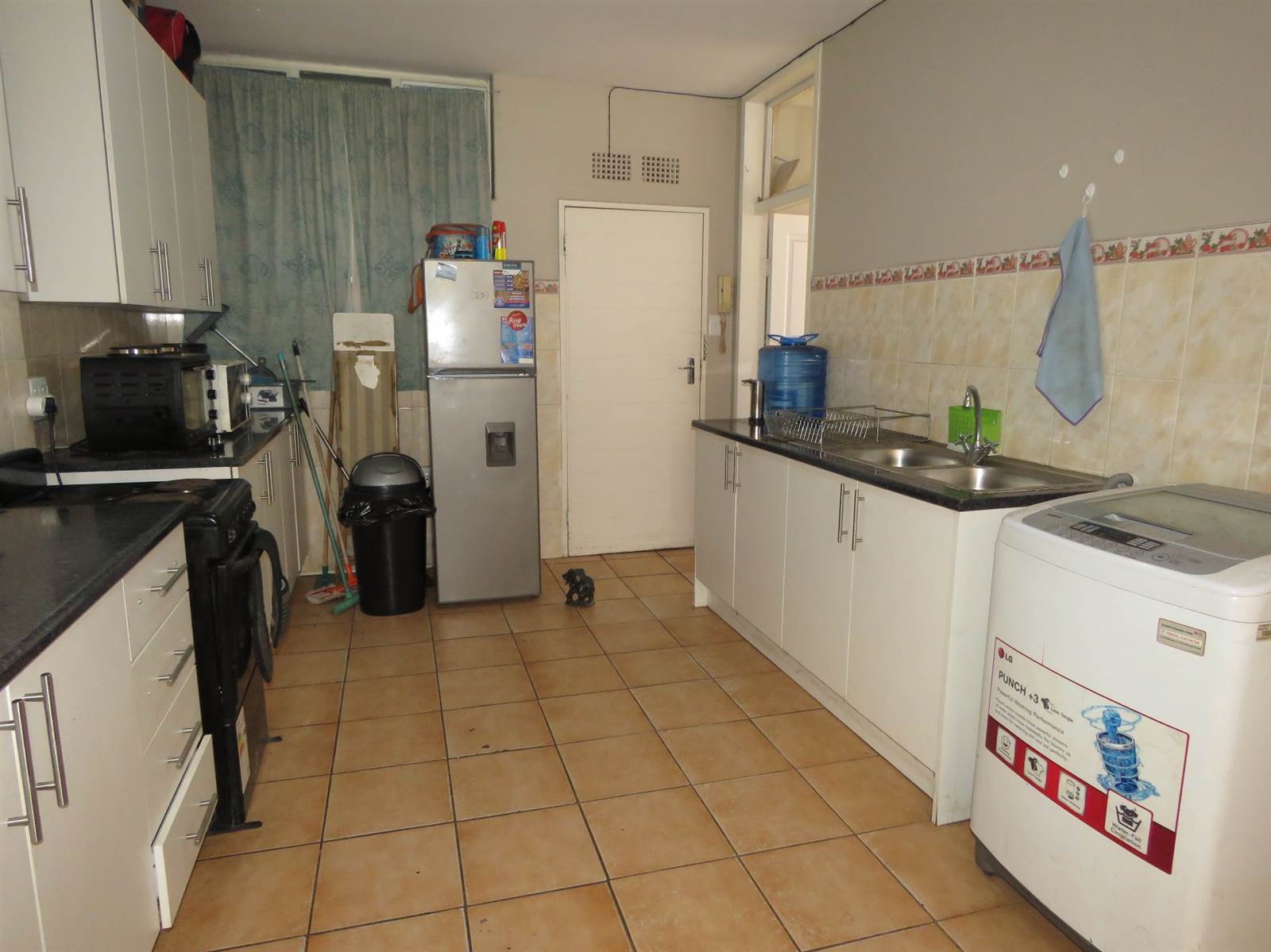 2 Bed Apartment in Florida photo number 6