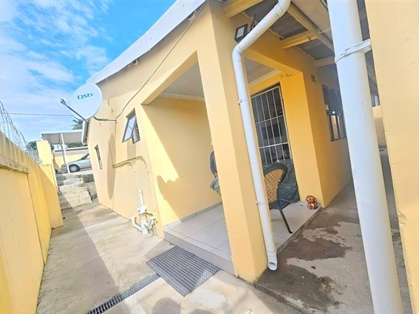 2 Bedroom House 2 Bedroom House