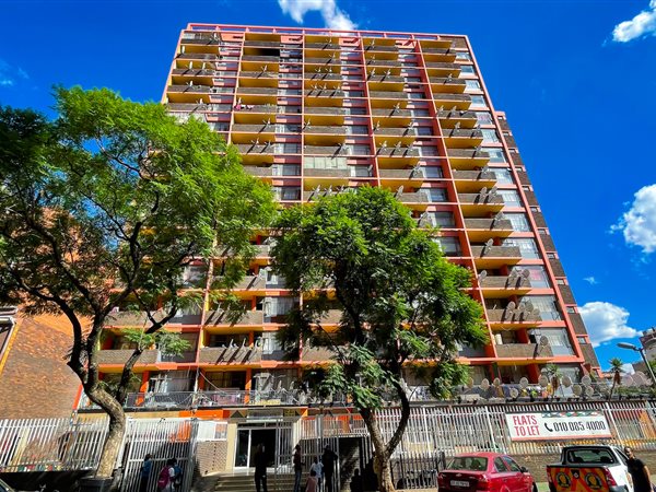 3 Bedroom Apartment 3 Bedroom Apartment