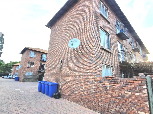 2 Bed Apartment in Daspoort