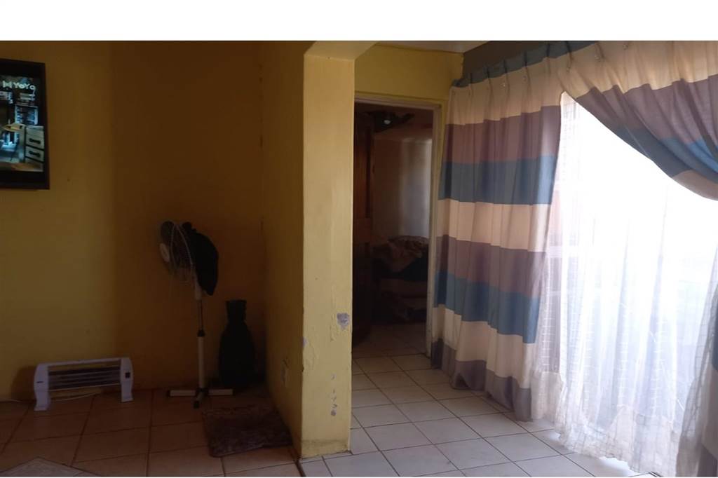 5 Bed House for sale in Eldorado Park T4718324 Private Property