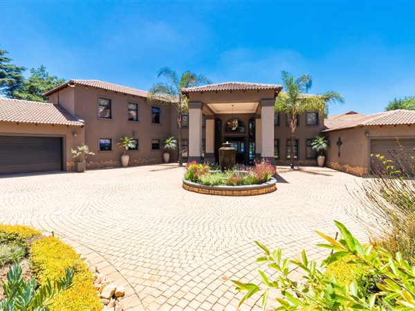 5 Bedroom House