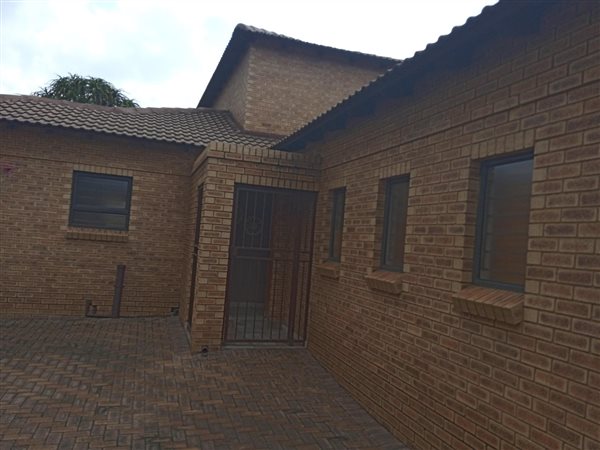3 Bedroom House 3 Bedroom House