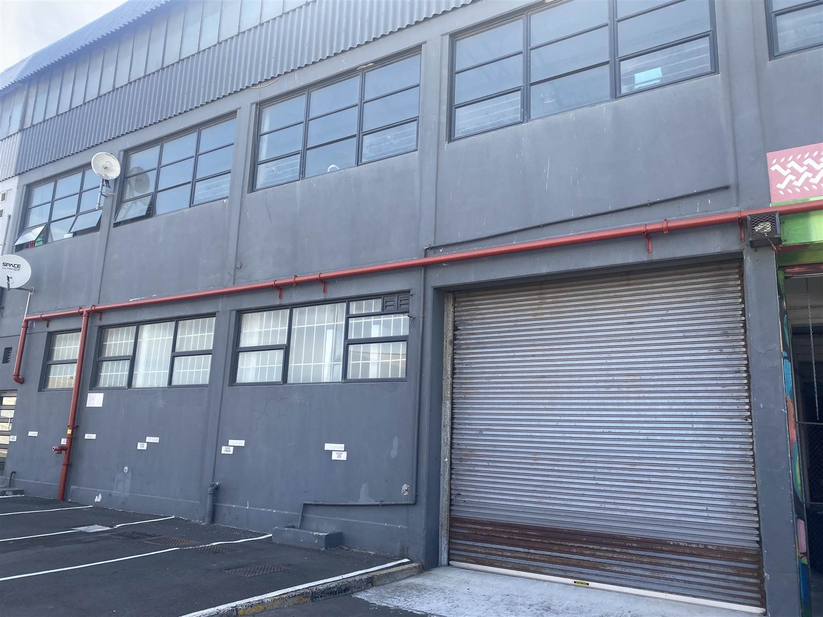 850  m² Industrial space in Paarden Eiland photo number 2