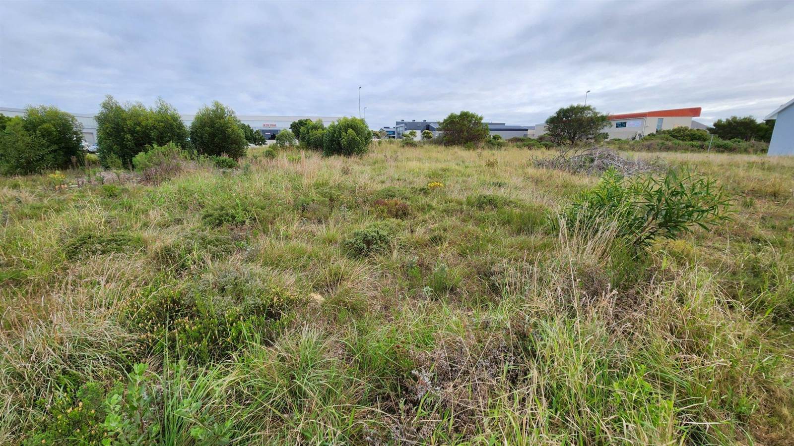 611 m² Land available in Fountains Estate photo number 4