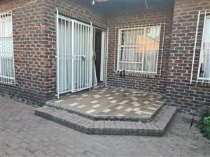 3 Bed Townhouse in Dunnottar
