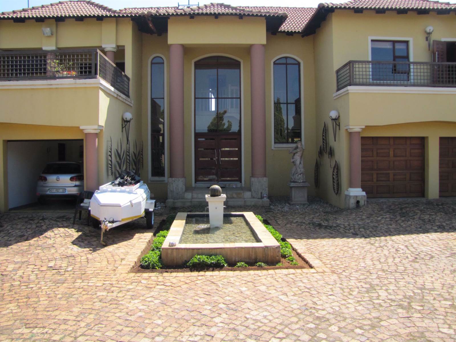 6 Bed House in Bronkhorstspruit photo number 3
