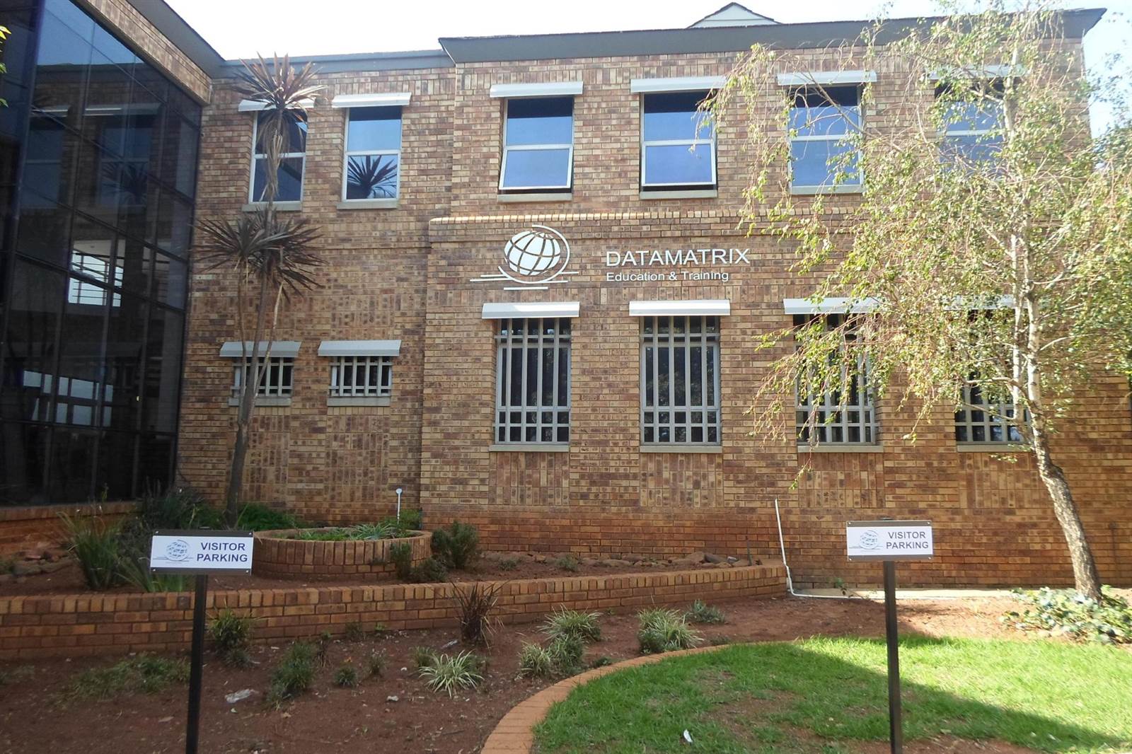 1300  m² Office Space in Kleinfontein photo number 1
