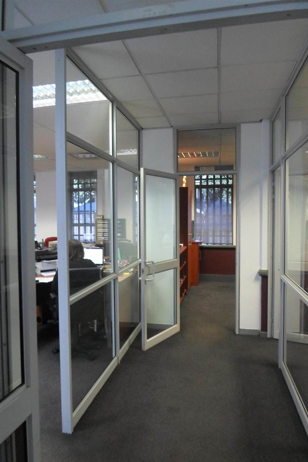 1300  m² Office Space in Kleinfontein photo number 9