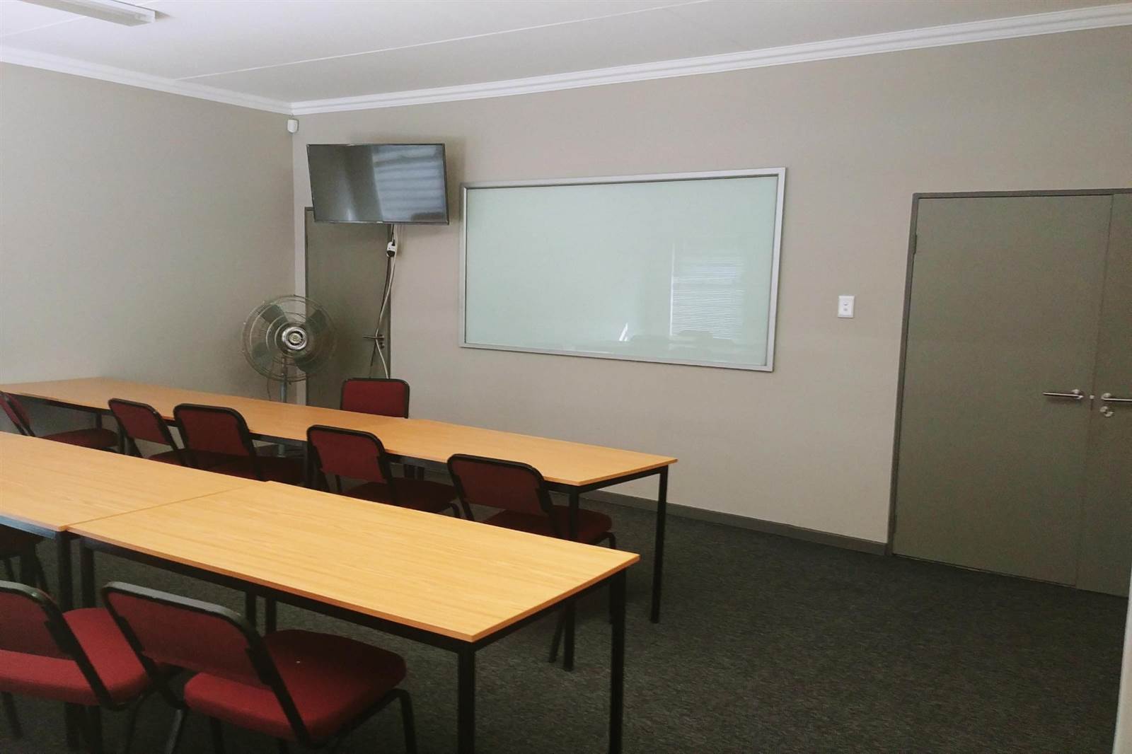 1300  m² Office Space in Kleinfontein photo number 20