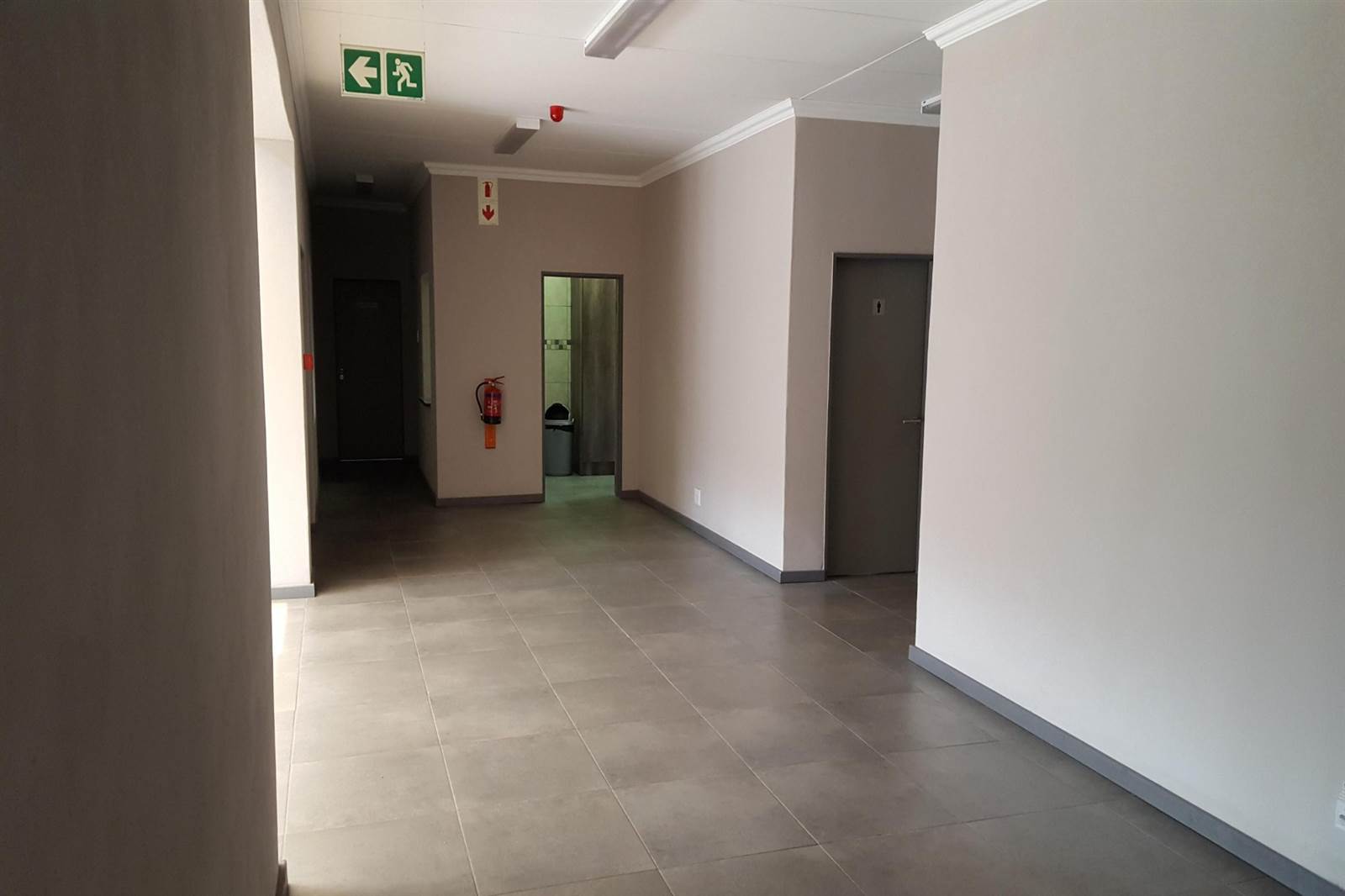 1300  m² Office Space in Kleinfontein photo number 22