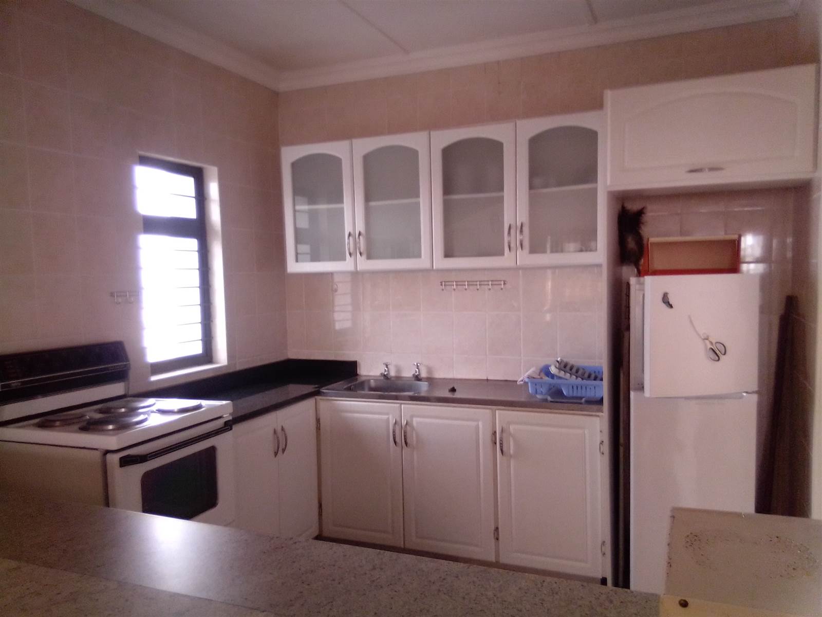 2 Bed Flat in Uvongo photo number 2