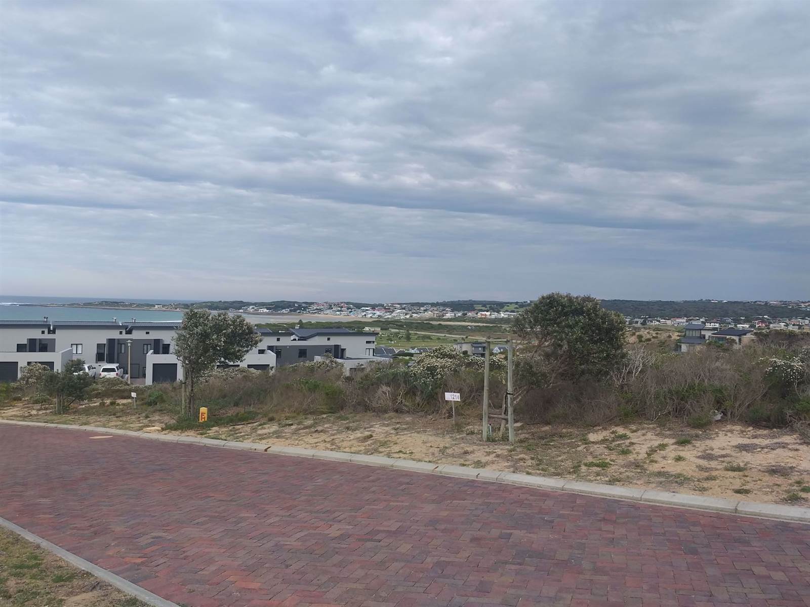 512 m² Land available in Stilbaai photo number 2