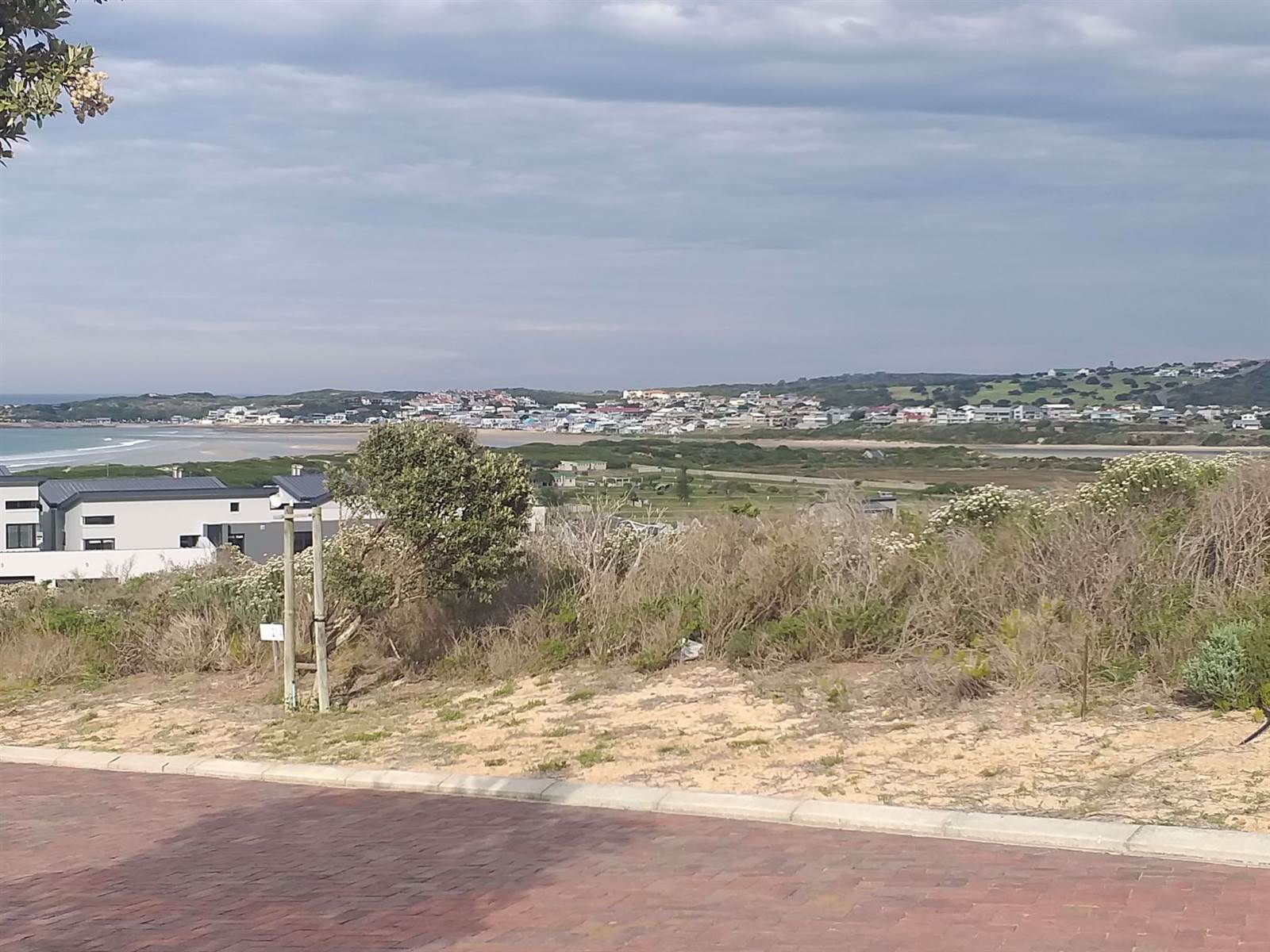 512 m² Land available in Stilbaai photo number 1