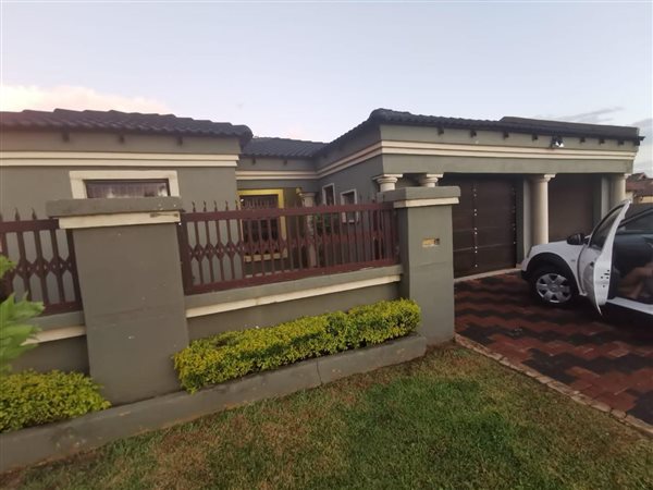 2 Bedroom House