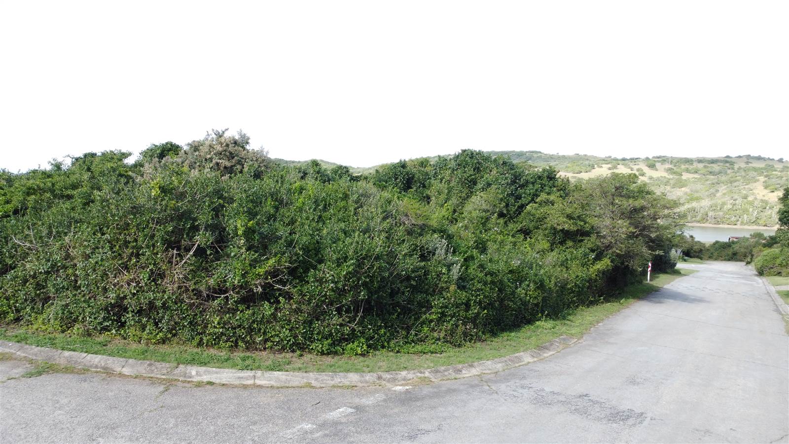 651 m² Land available in Kleinemonde photo number 7