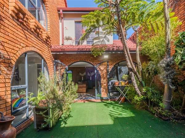 3 Bedroom Duplex 3 Bedroom Duplex