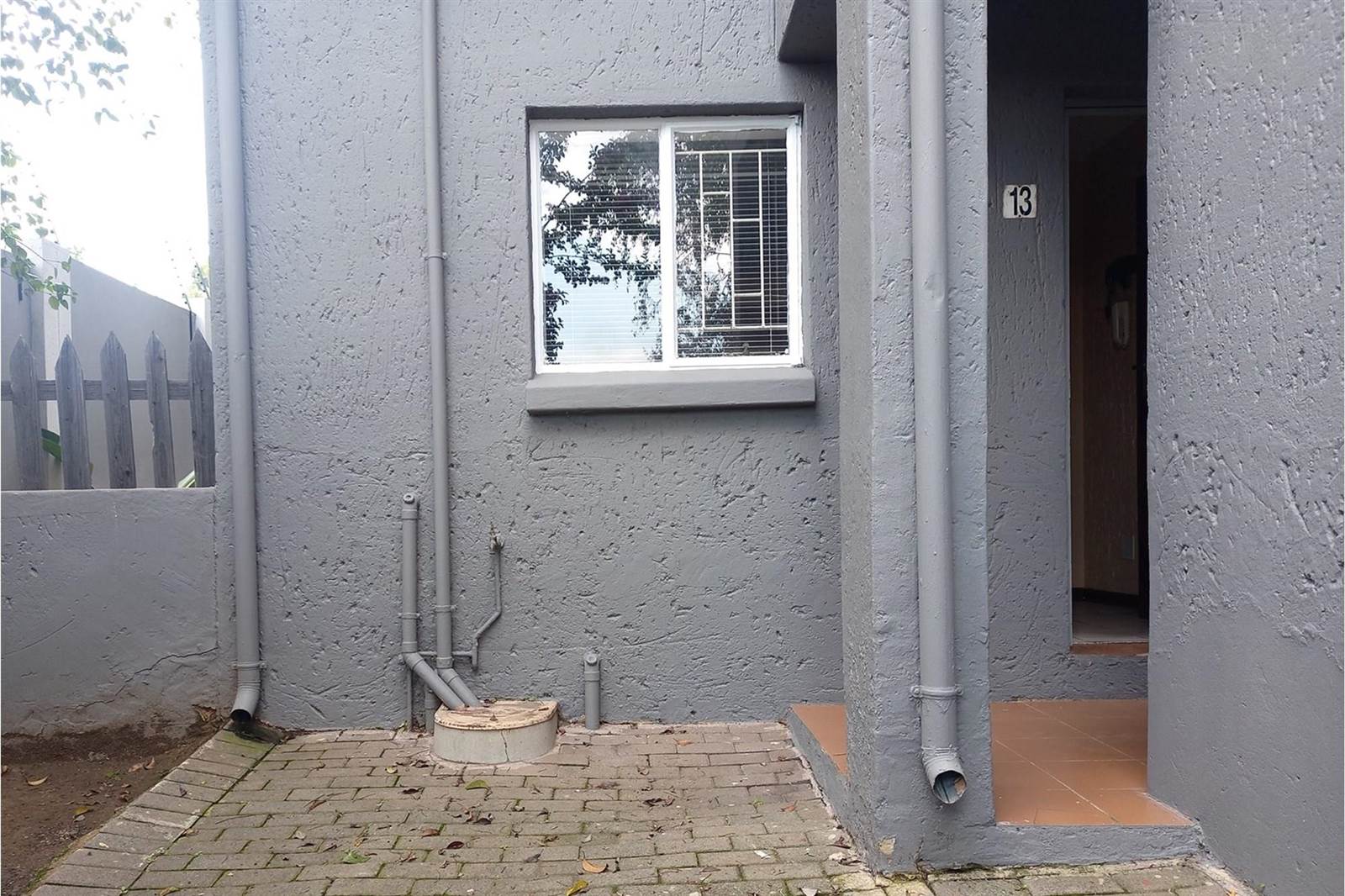 1 Bed Apartment in Elandsfontein AH photo number 5