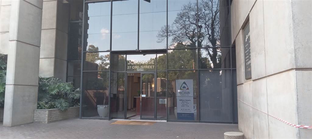 1500  m² Office Space in Milpark photo number 21