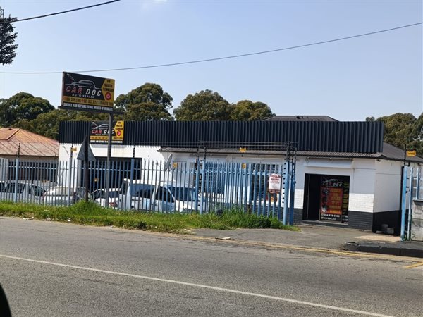 350 m² Commercial space 350 m² Commercial space