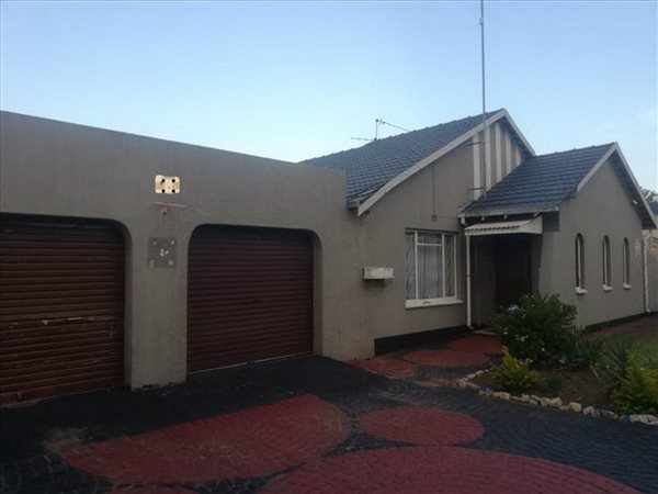 3 Bedroom House 3 Bedroom House