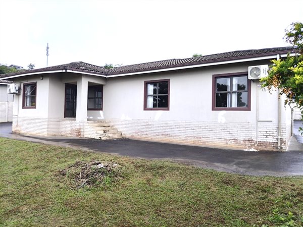 4 Bedroom House 4 Bedroom House