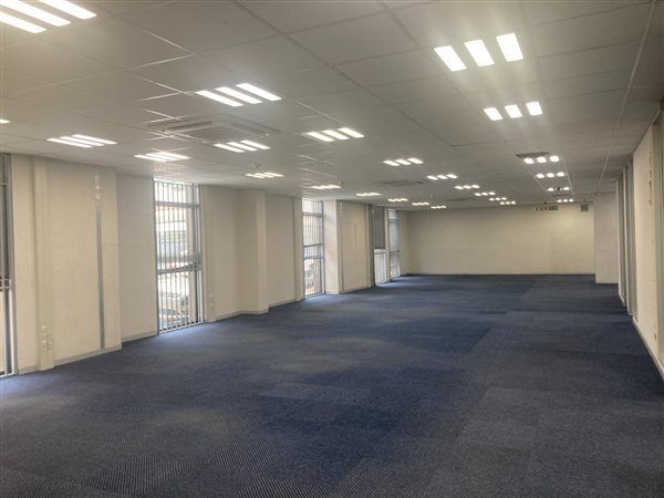 337  m² Commercial space in Rosebank
