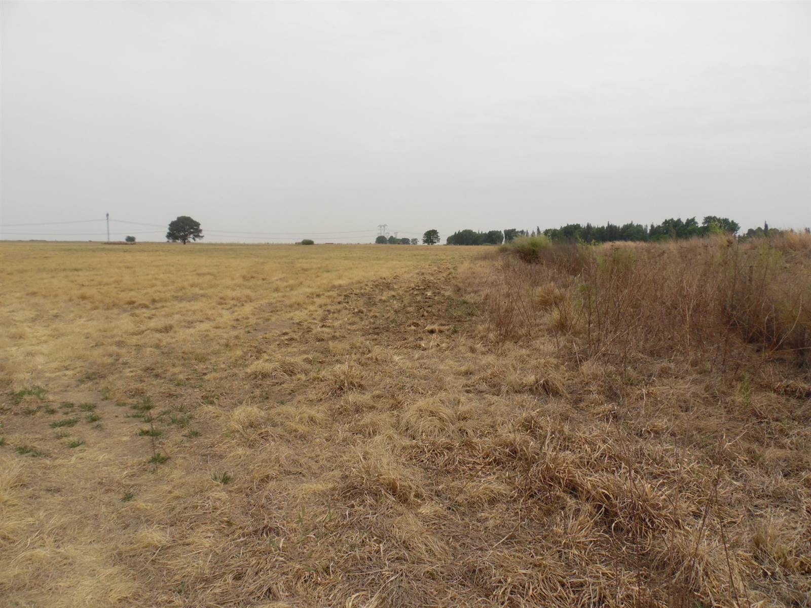112 ha Land available in Meyerton photo number 2
