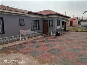3 Bed House in Orange Farm